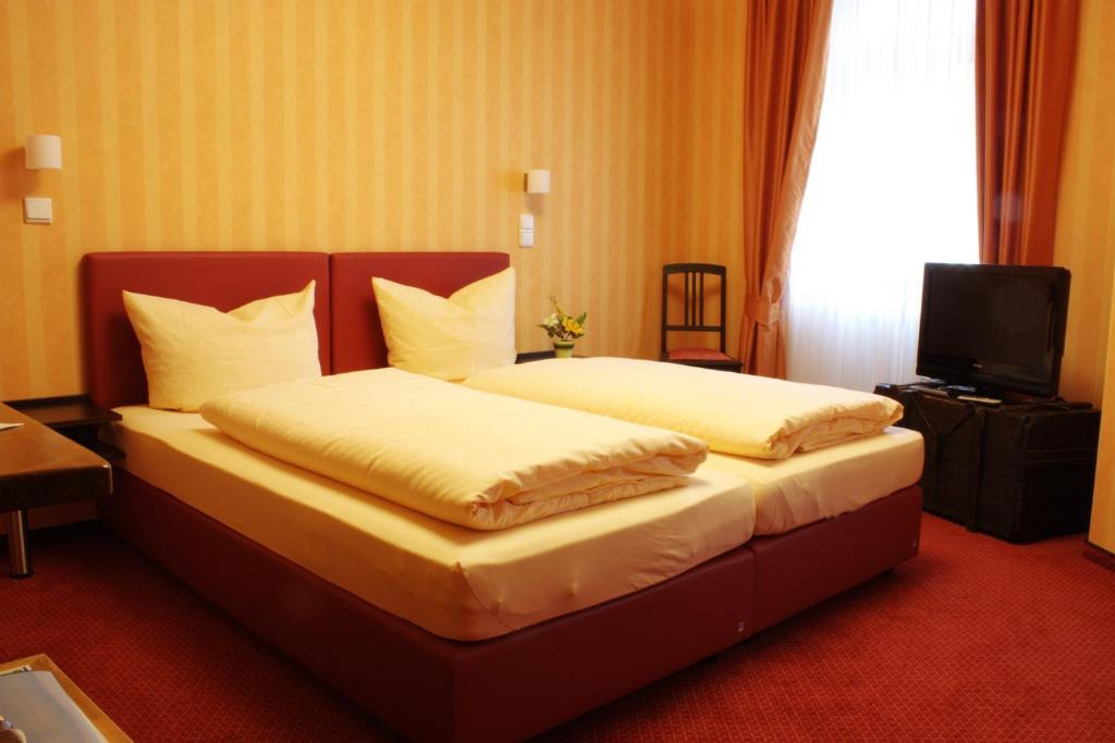 Hotel Haupt (Adults Only) Kobern-Gondorf Δωμάτιο φωτογραφία